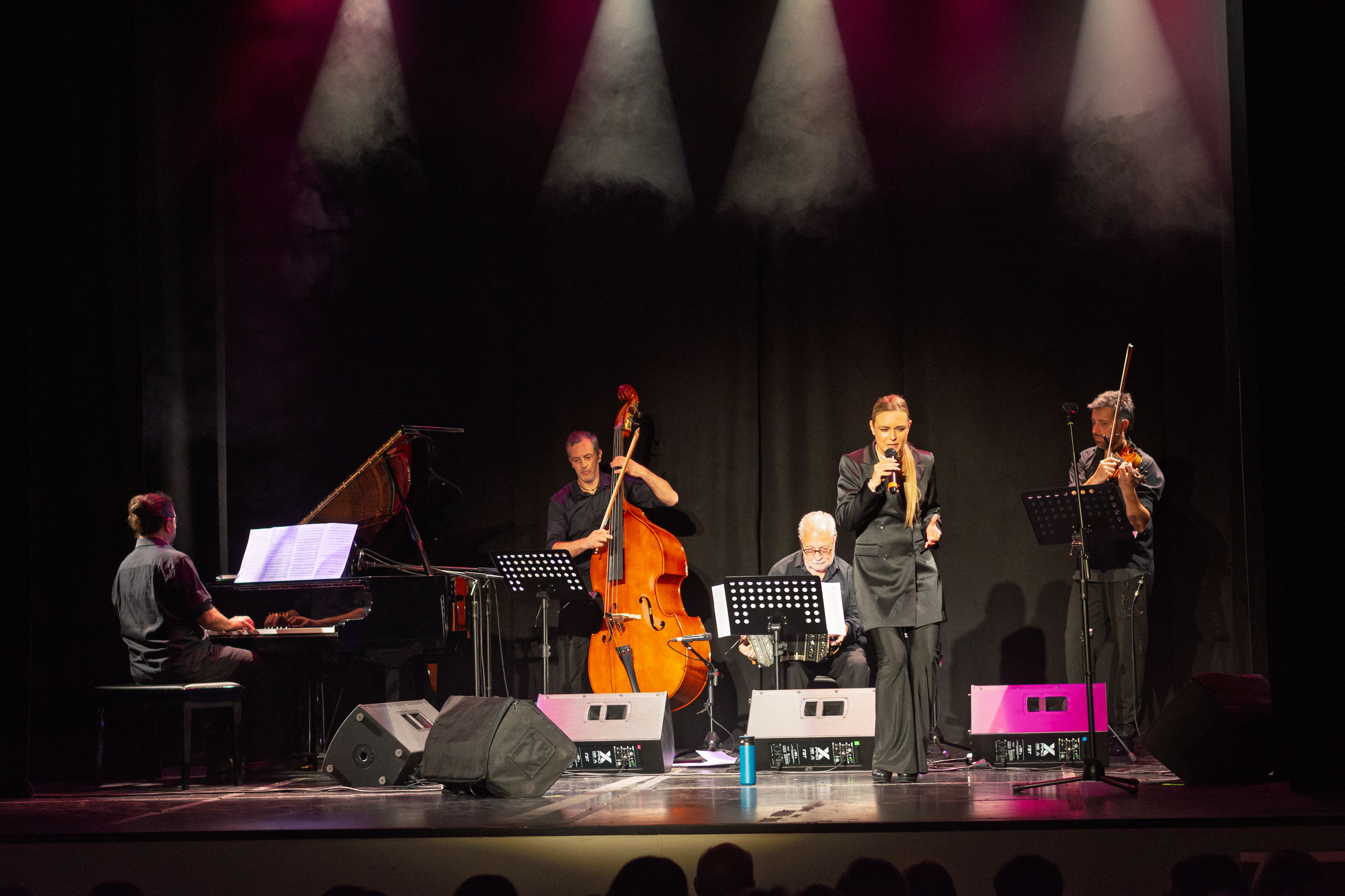 Odoo • Imagen y texto